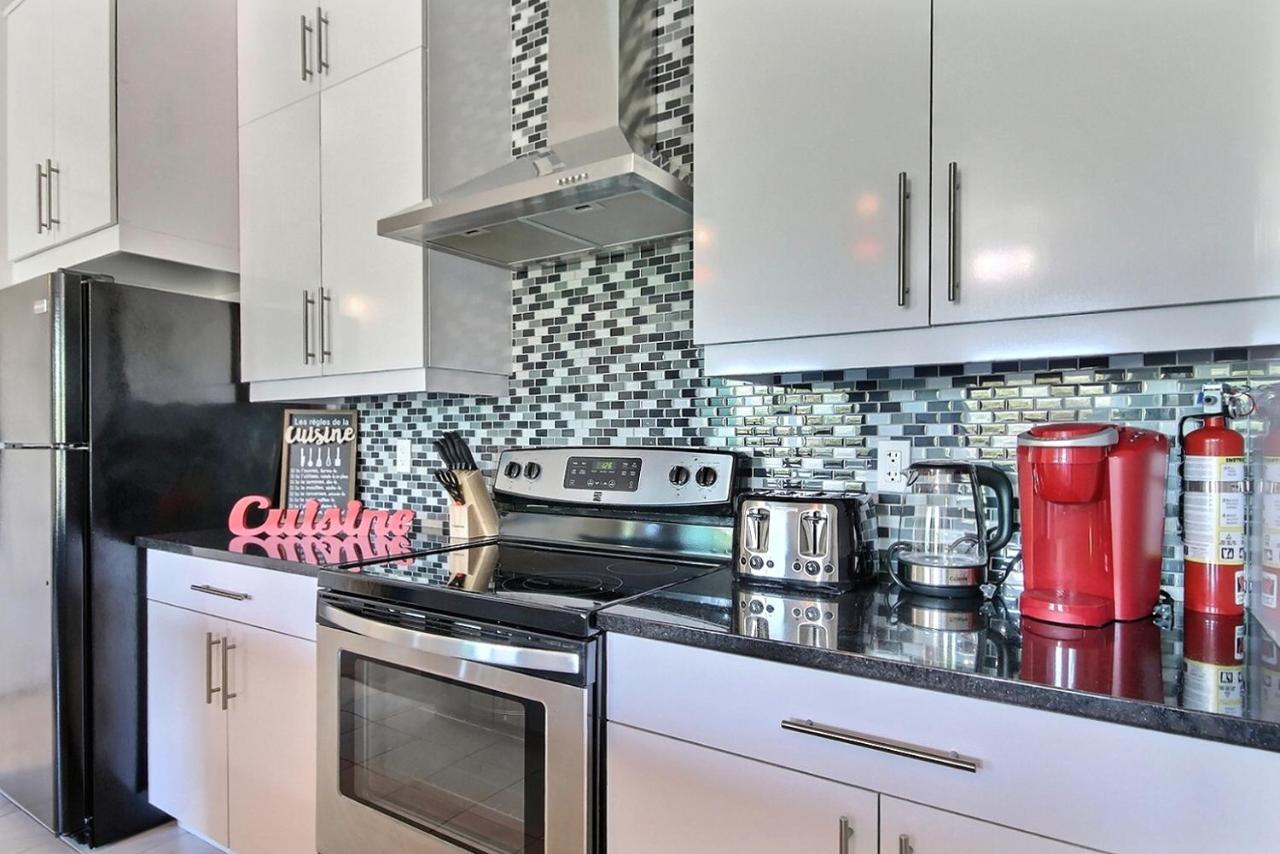 Good Vibes Only -Modern And Spacious 2 Bedroom Condo 4 Beds Free Parking, Gym Квебек Екстериор снимка